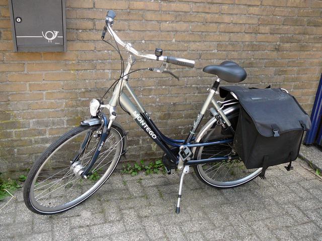 bazbo's nieuwe fiets - bazbo's new bike