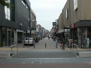 Hoofdstraat - Main street