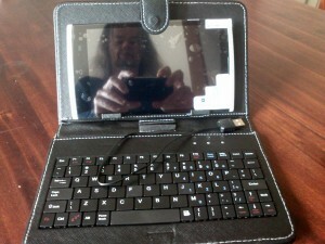 27 140603 Es tablet with keyboard sleeve