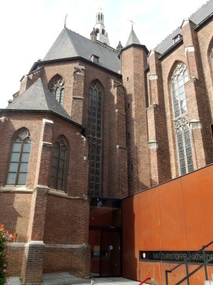 050 Sint Christoffel kathedraal