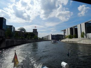 0510 Reichstag und Bundestag