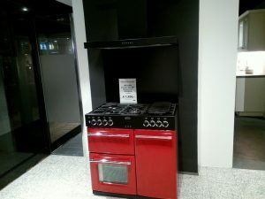 161208-434-belling-oven-in-de-winkel